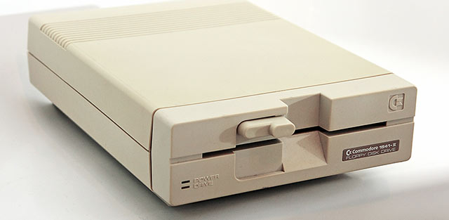 Commodore floppy drive 1541-II