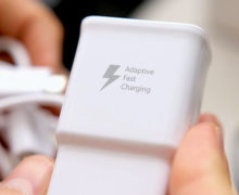 Caricabatteria Samsung Adaptive Fast Charging da 15W per la ricarica rapida dello smartphone