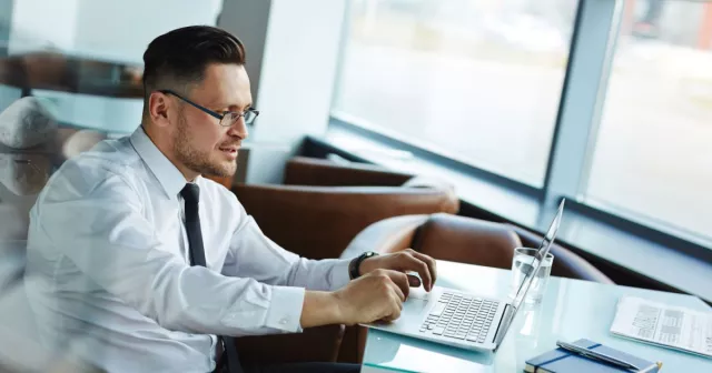 Come aggiungere una firma in Gmail su desktop e mobile