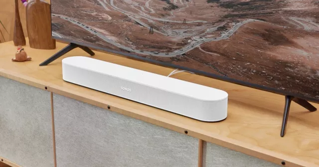 Confronto tra Sonos Beam e Sonos Ray: quale soundbar Ã¨ la migliore per te?