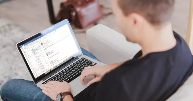 Come richiamare un'email in Outlook su Windows e Mac