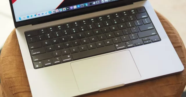 Come digitare un trattino lungo su un Mac