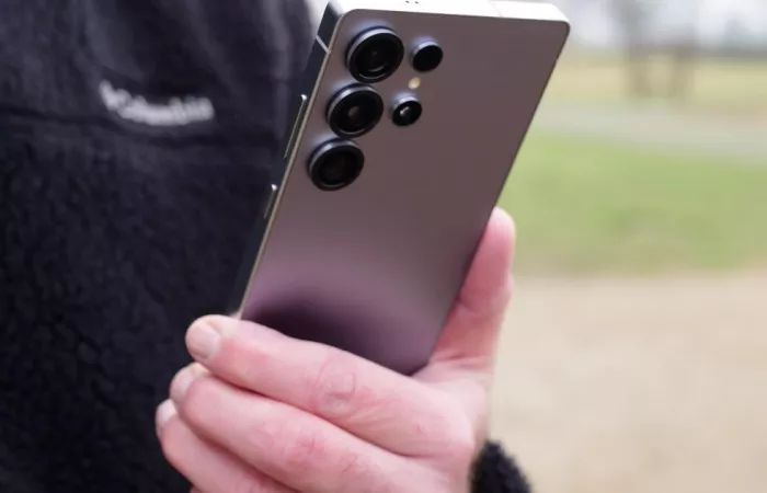 Nuovo aggiornamento per Samsung Galaxy S25: performance migliorate e nuove funzionalità