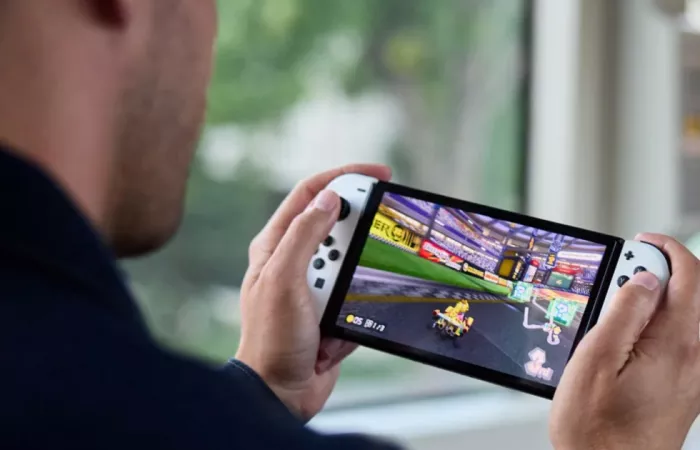 Nintendo Switch 2: Possibile Versione OLED in Arrivo