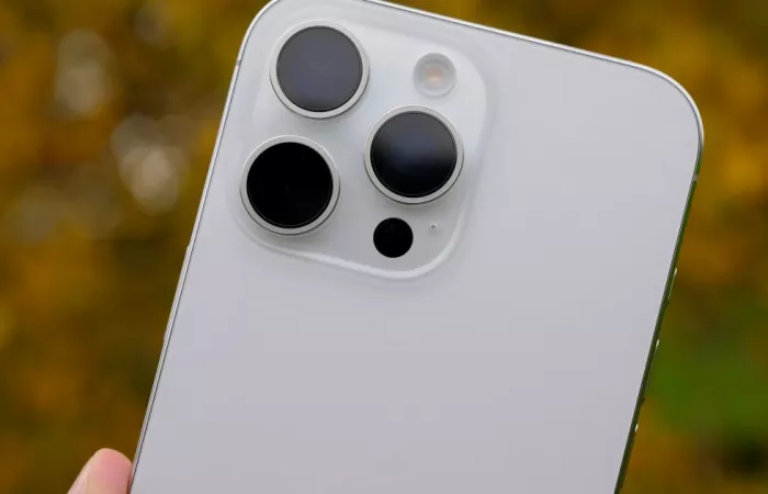 OnePlus 15: un design rivoluzionario ispirato all'iPhone