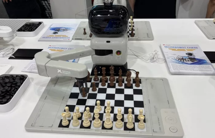 AI protagonista all'IFA 2025: dalla robotica ai servizi per animali