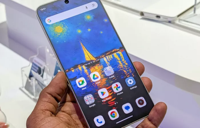 TCL NxtPaper 60 Ultra: lo smartphone che risolve l'affaticamento visivo