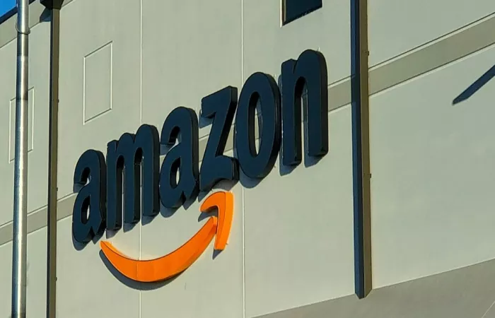 Amazon pronta a tagliare 30.000 posti di lavoro: il piano più grande di sempre