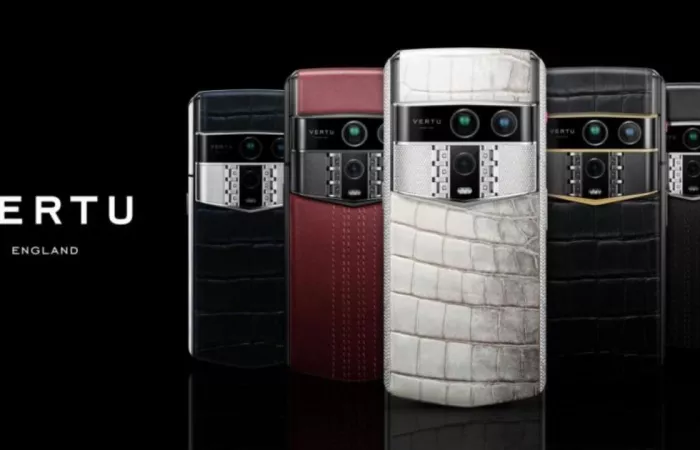 Vertu svela il lussuoso smartphone Agent Q con pelle di coccodrillo e maggiordomi AI