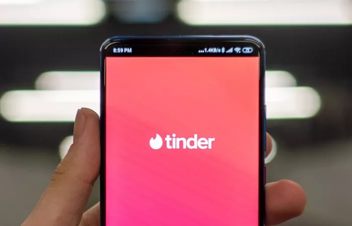 Tinder testa una funzionalità AI per migliorare i match