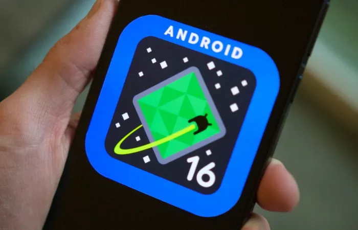 Android 16 introduce un indicatore per il tracciamento della posizione