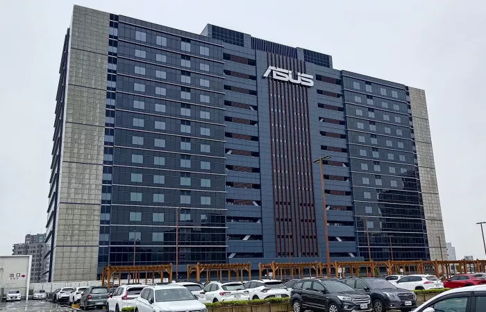 Asus smentisce le voci: nessun piano per entrare nel mercato della memoria