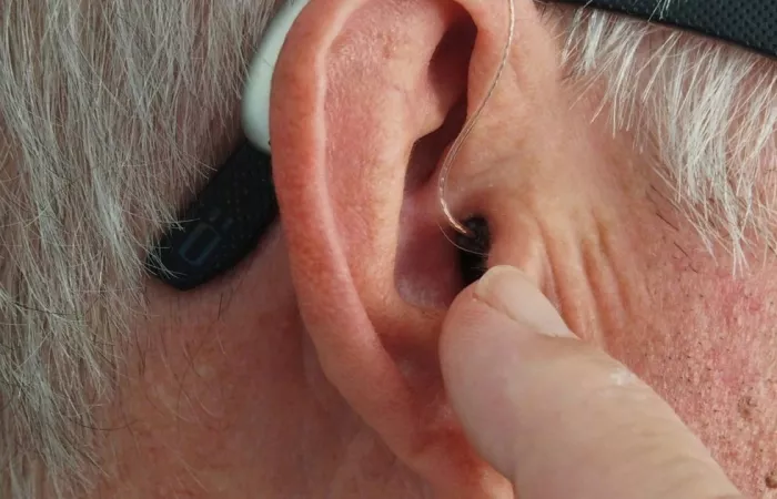 Cuffie AI: ascolta solo chi ti interessa