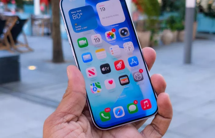 iPhone 18: fotocamera sotto il display in arrivo?