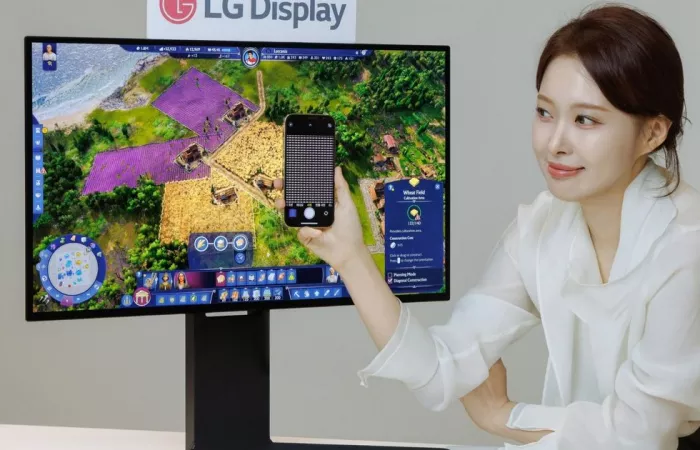 LG Display presenta il primo pannello OLED 4K 27 pollici con layout RGB a 240Hz