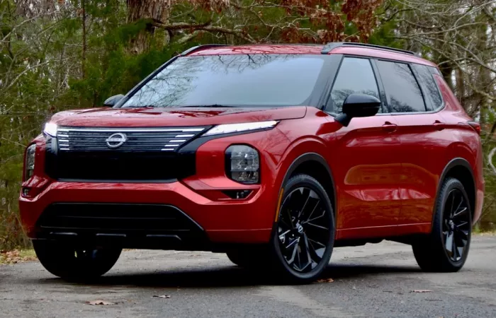 Nissan: la strategia del badge engineering per il nuovo Rogue Plug-In Hybrid