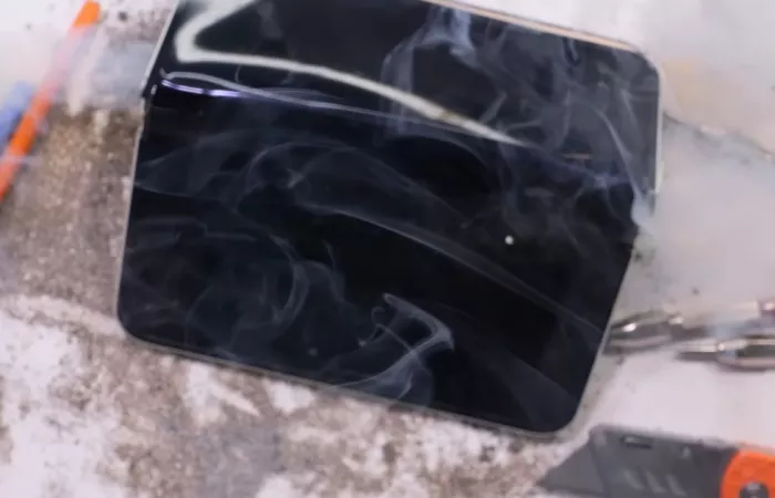 Pixel 10 Pro Fold di Google: il meno durevole del 2025