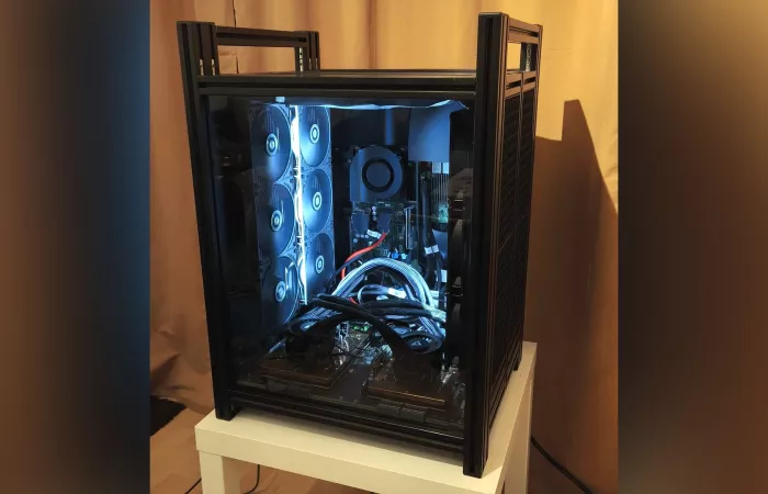 Scommessa su hardware Reddit da $8K diventa affare da $80K