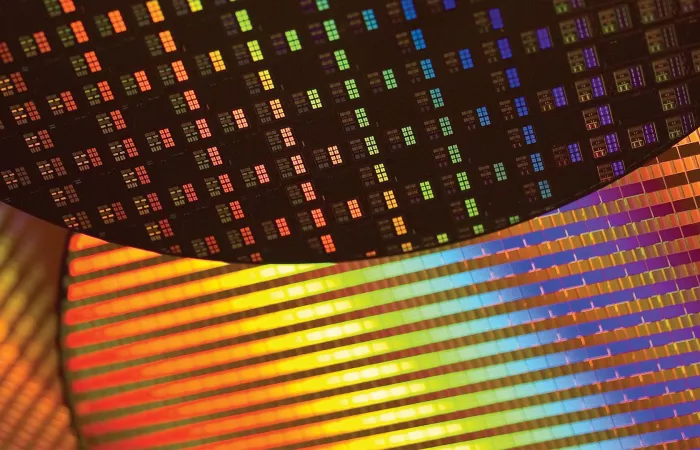 L'industria dei semiconduttori nel 'giga ciclo': l'AI rivoluziona il mercato