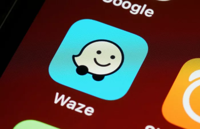 Waze testa l'integrazione dei semafori nelle mappe