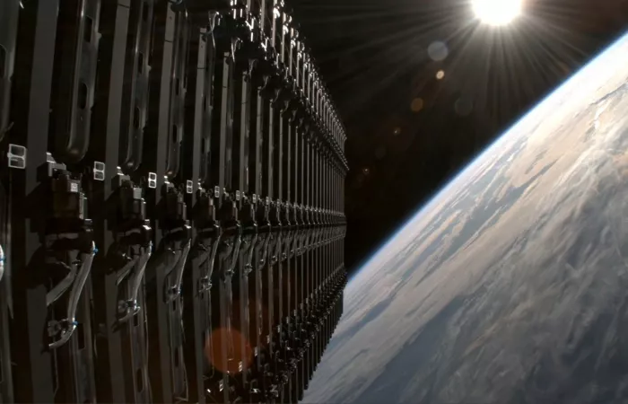 La FCC approva 7.500 satelliti Starlink Gen2 aggiuntivi