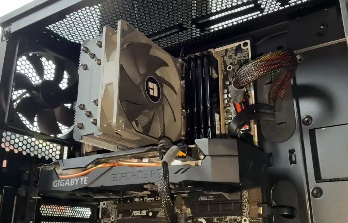 Costruire PC economici con DDR3 per giocare a Cyberpunk 2077 a 60 FPS