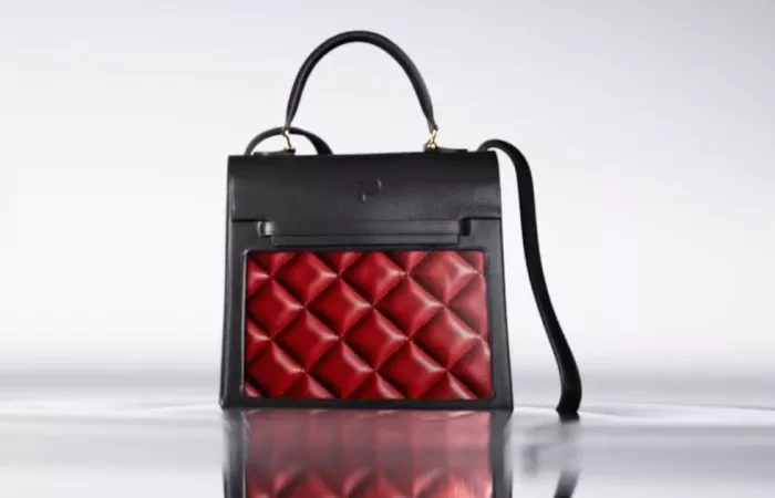 Peuty presenta la Infinity Bag con schermo OLED al CES 2026