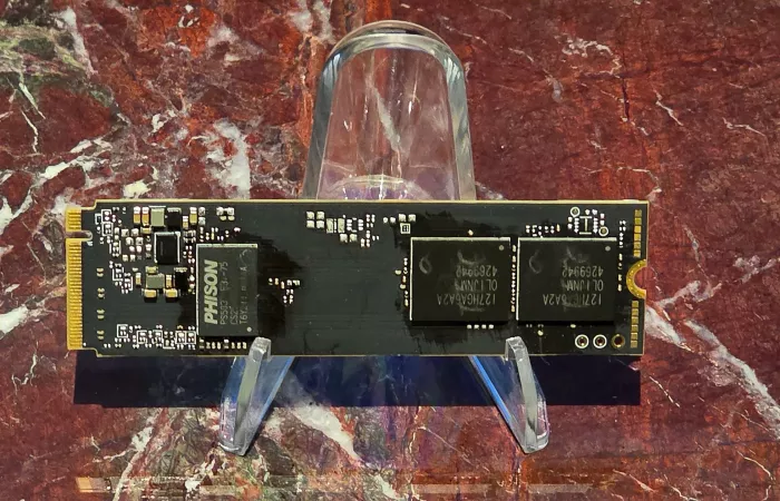 Phison svela l'efficiente controller SSD E37T per dispositivi compatti