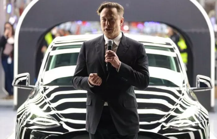 Tesla accelera sui chip AI, nuovi processori ogni nove mesi