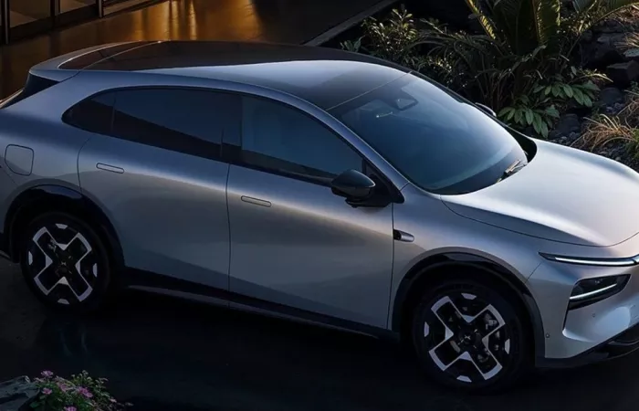 XPeng G7 EREV sfida Tesla con autonomia da record