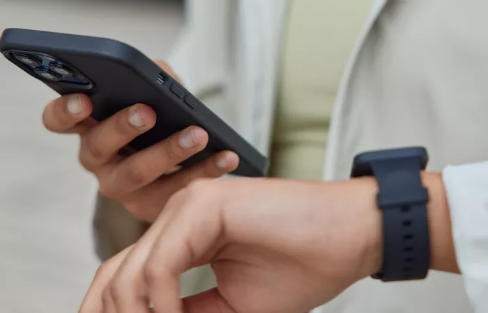 Claude testa Tasks: automazione AI avanzata su iPhone