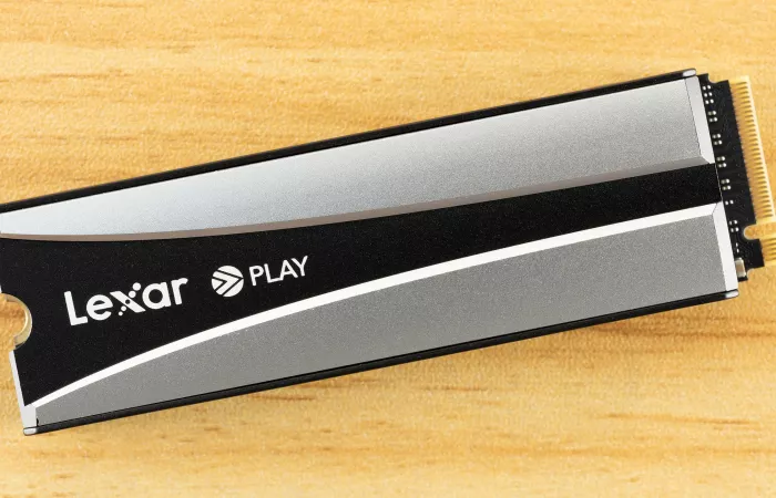 Lexar Play SE 4TB SSD: Storage economico e capiente per PS5 e desktop