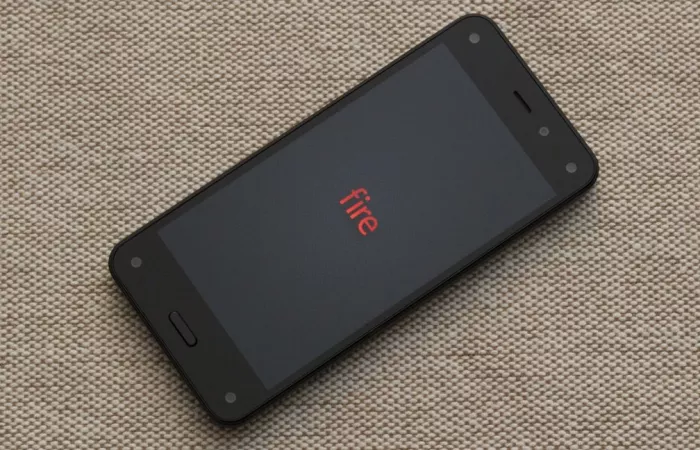 Amazon prepara uno smartphone guidato da AI: il progetto Transformer