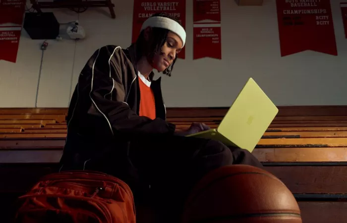 Apple punta su Microsoft Office per conquistare gli utenti Windows con MacBook Neo