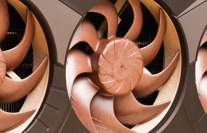 Asus GeForce RTX 5080 Noctua Edition: la GPU silenziosa e potente