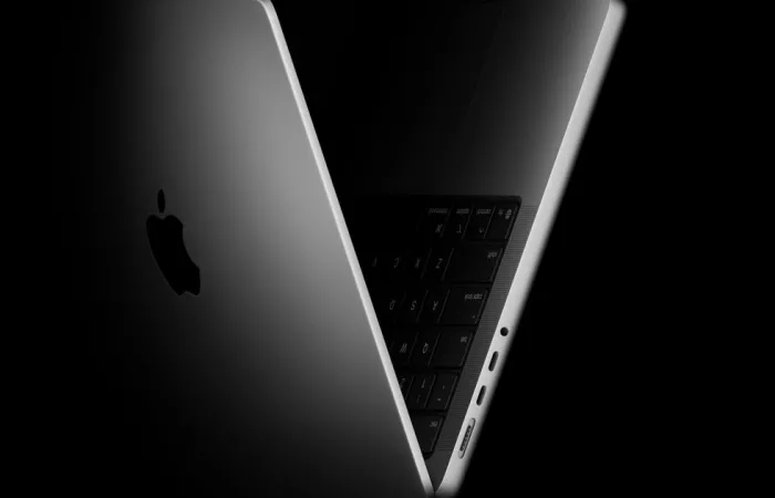 Il nuovo MacBook Pro M5 parte ora da 1TB di storage