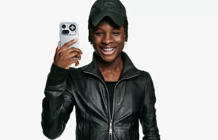 Nothing Phone 4a Pro: design premium e prestazioni avanzate