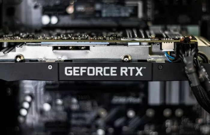 Nvidia prepara una GeForce RTX 5050 con 9GB di memoria GDDR7