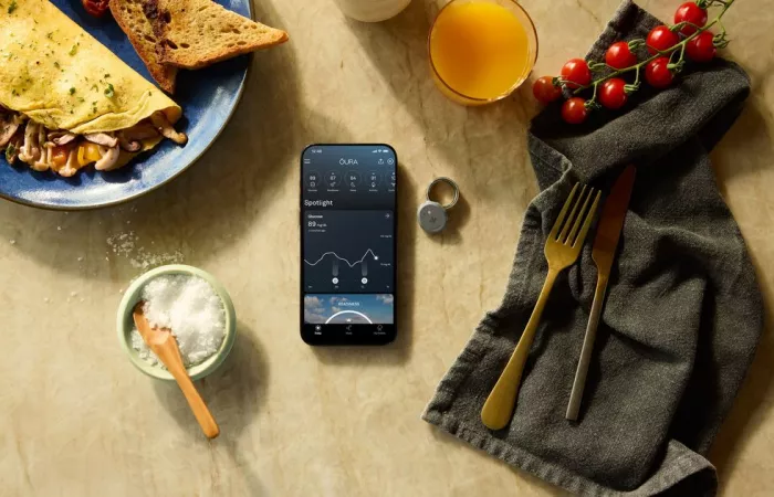 Oura Ring 5 punta su design raffinato e sensori più evoluti