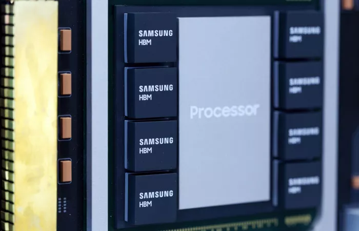 Rebel 100: il primo acceleratore AI quad-chiplet con UCIe sfida Nvidia