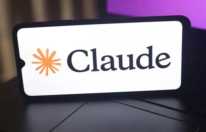 Anthropic espone per errore il codice sorgente di Claude Code