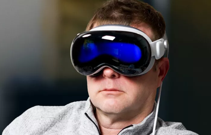 Apple congela il progetto Vision Pro: headset verso l'addio