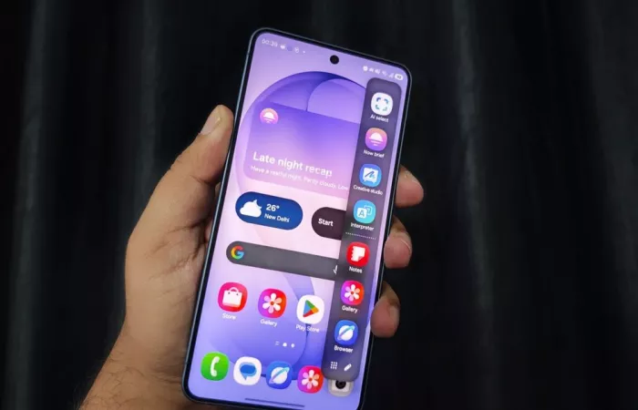 Le nuove funzioni AI di Galaxy S26 arrivano su vecchi modelli Samsung