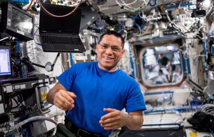 La ISS aggiorna i laptop: arrivano le HP ZBook G9