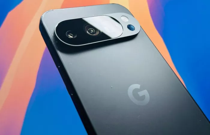 Pixel 11 Pro XL: Google punta sulle dimensioni, non sul design