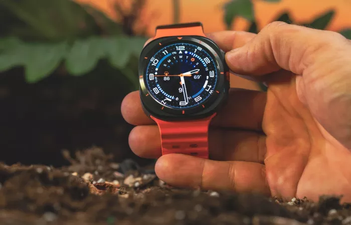 Samsung Galaxy Watch Ultra 2: attese versioni 5G e 4G
