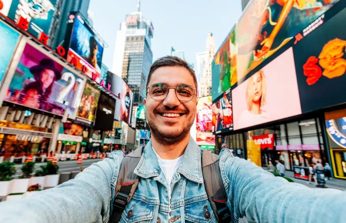 Samsung Galaxy Z Fold 8 Wide: schermo più ampio e fotocamera selfie ridotta