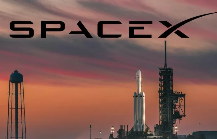 SpaceX ammette rischi e incognite per i data center AI nello spazio