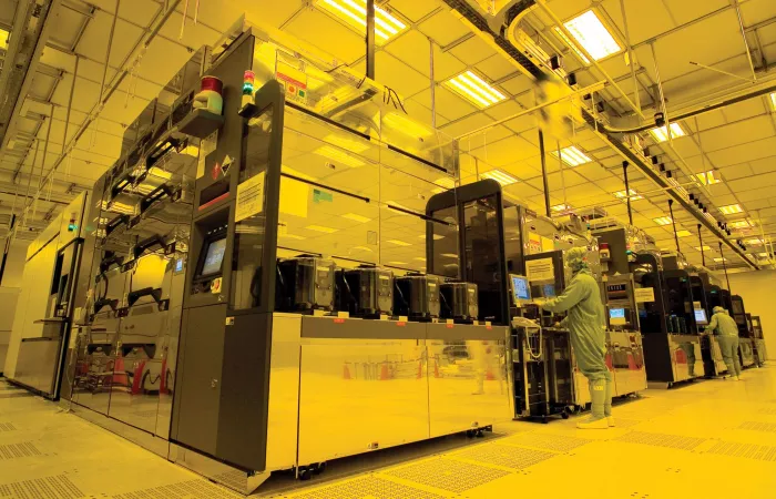 TSMC guida la crescita record del mercato globale delle fonderie di semiconduttori nel 2025
