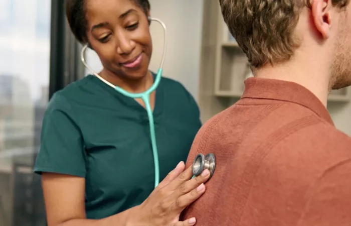 AI supera i medici nel triage d'emergenza secondo uno studio Harvard
